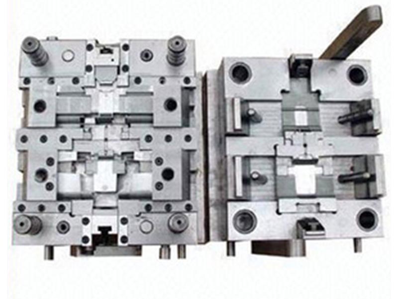 绿春精密塑料模-07